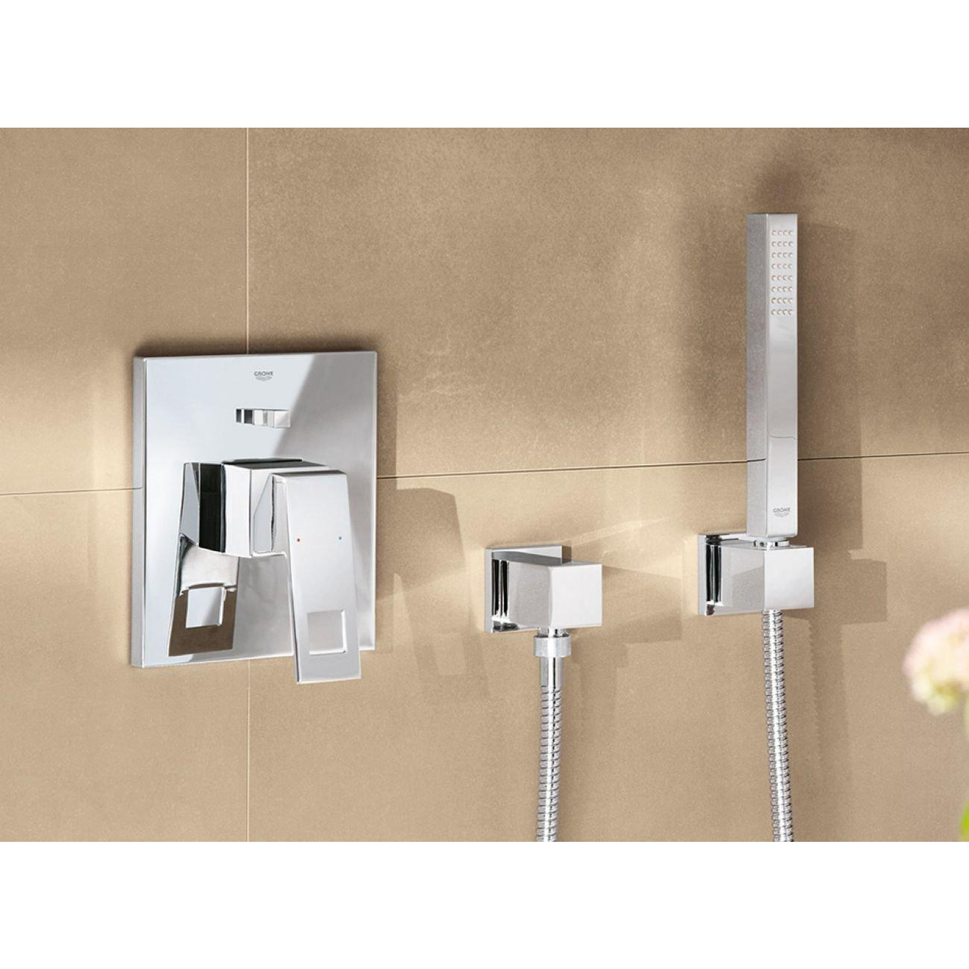 Смесител за вграждане с 2 функция за вана и душ Grohe Eurocube